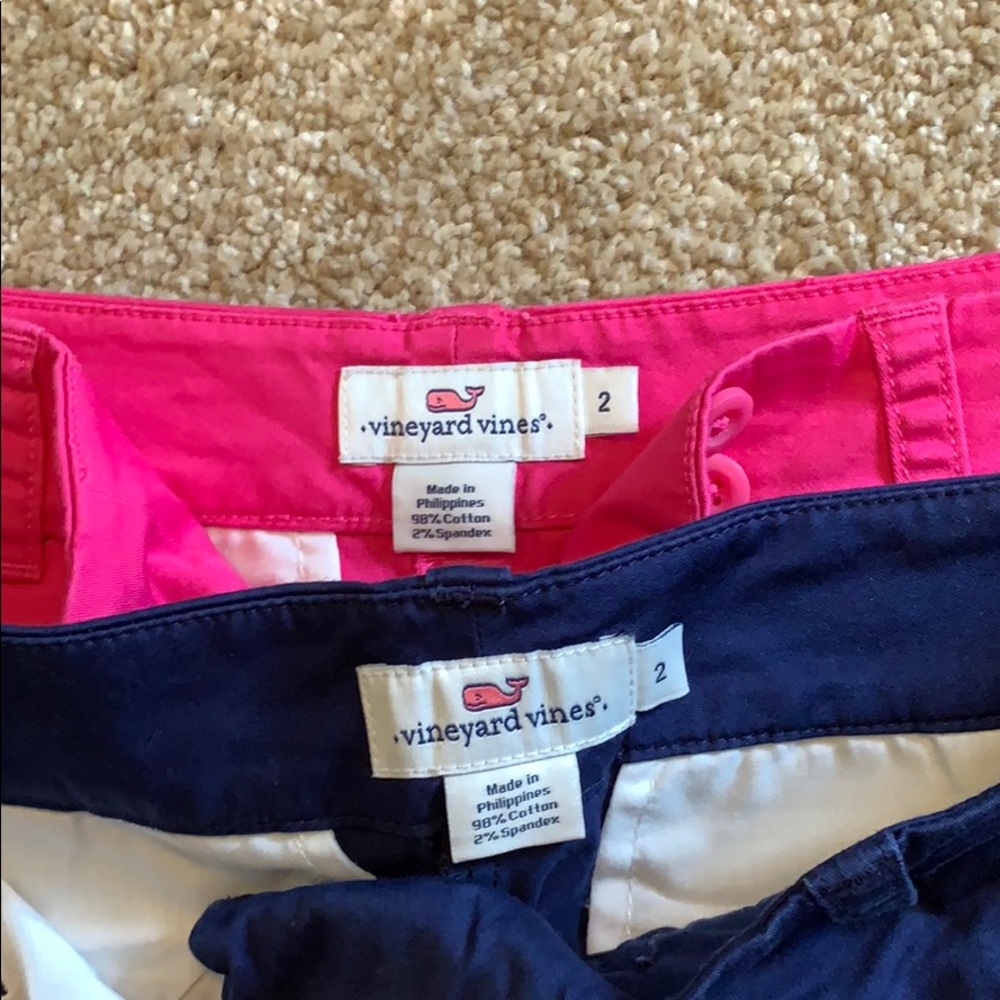 Pair of Vineyard Vines whale shorts - Picture 6 of 6